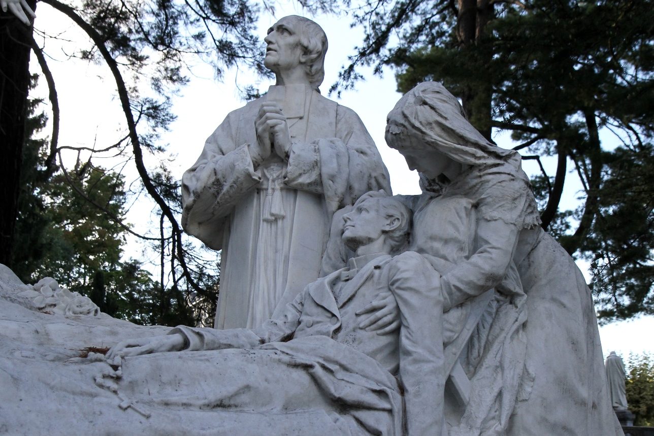 Salus%20Infirmorum%20monument%2C%20Lourdes%20-%2003.JPG